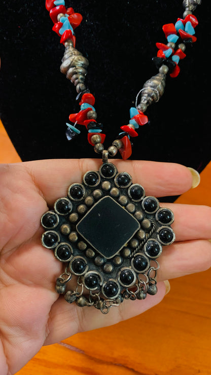 HANDCRAFTED TREMBLED STONE NECKLACE #A205