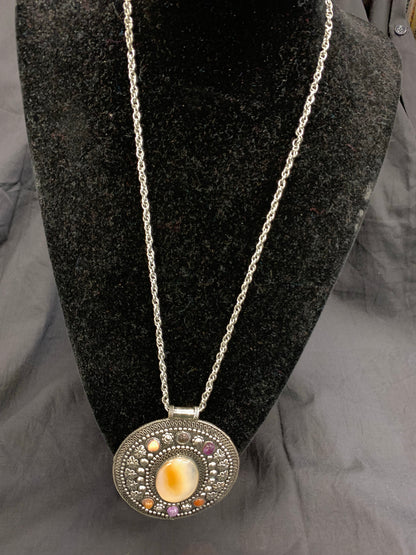 BOHEMIAN STYLE HANDCRAFTED STONES NECKLACE #711