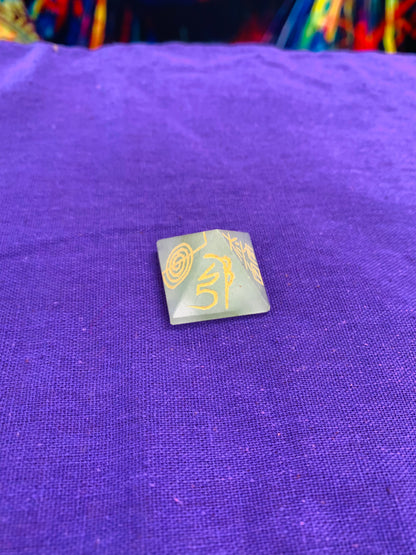 BOHO NATURAL STONE PYRAMID  # 12211