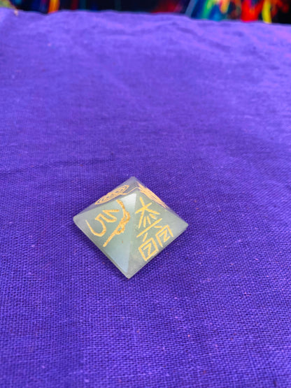 BOHO NATURAL STONE PYRAMID  # 12211